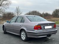 Gebraucht BMW 523 170 PS (125 kW) 1999 Grau Limousine