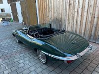 Second-hand Jaguar E-Type 264 CP (194 kW) 1970 Verde Cabrio