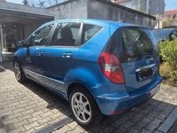 Gebraucht Mercedes A150 95 PS (69 kW) 2008 Blau Limousine