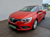 Gebraucht Renault Mégane Life 132 PS (97 kW) 2019 Rot Kleinwagen