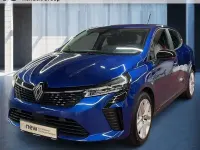 Używany Renault Clio V Evolution 91 KM (66 kW) 2024 Niebieski Sedan/Limuzyna