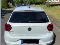Gebraucht VW Polo Comfortline 95 PS (69 kW) 2018 Schwarz Kleinwagen