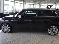 Gebraucht Mini Cooper 136 PS (100 kW) 2023 Schwarz Kleinwagen