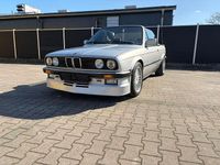 Gebraucht BMW 325 170 PS (125 kW) 1990 Silber Cabrio