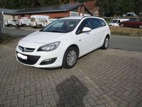 Gebraucht Opel Astra Selection 110 PS (80 kW) 2012 Weiß Kombi
