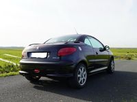 gebraucht Peugeot 206 CC Bj 2001 mit Rest TÜV 8 fach Bereift