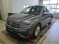 Gebraucht VW Tiguan Allspace Life 150 PS (110 kW) 2023 Platinumgrey SUV