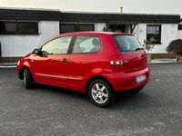 Gebraucht VW Fox 54 PS (39 kW) 2010 Rot Kleinwagen