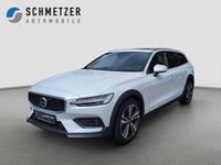 Gebraucht Volvo V60 CC Plus 250 PS (183 kW) 2024 Inscription crystal white pear Kombi