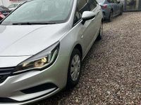 Gebraucht Opel Astra Selection 101 PS (74 kW) 2017 Grau Kombi