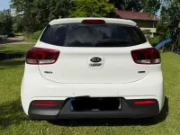 Gebraucht Kia Rio Spirit 90 PS (66 kW) 2017 Weiß Limousine