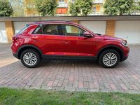 Gebraucht VW T-Roc Life 150 PS (110 kW) 2023 Rot SUV