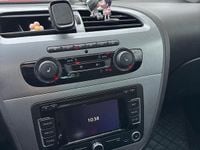 Usata Seat Leon 105 CV (77 kW) 2011 Grigio Utilitaria