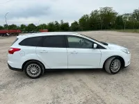 Używany Ford Focus 86 KM (63 kW) 2013 Biały Sedan/Limuzyna