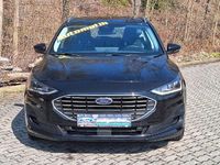 Gebraucht Ford Focus Titanium 125 PS (91 kW) 2024 Schwarz Limousine