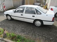 Gebraucht Opel Vectra 82 PS (60 kW) 1992 Weiß Limousine