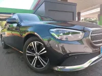 Usado Mercedes E200 211 CV (155 kW) 2022 Gris Berlina