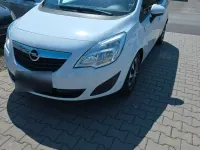 Gebraucht Opel Meriva 120 PS (88 kW) 2013 Weiß Van / Kleinbus