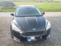 Gebraucht Ford Focus 101 PS (74 kW) 2016 Schwarz Kombi