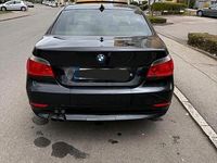 Second-hand BMW 525 192 CP (141 kW) 2003 Negru Berlinǎ