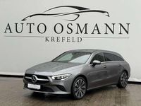 Gebraucht Mercedes CLA200 Progressive 150 PS (110 kW) 2023 Mountaingrau  met. Kombi