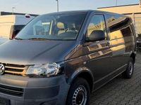Gebraucht VW Transporter 102 PS (75 kW) 2010 Natural grey metallic Van