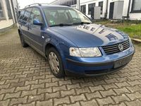Gebraucht VW Passat 115 PS (84 kW) 1999 Blau Kombi