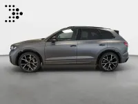 Gebraucht VW Touareg R-line 340 PS (250 kW) 2024 Siliziumgrau matt SUV