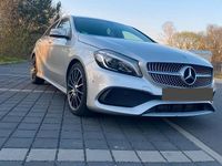 Gebraucht Mercedes A180 AMG line 122 PS (89 kW) 2018 Silber Limousine