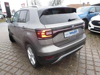 Gebraucht VW T-Cross Style 110 PS (80 kW) 2021 Limestone grey SUV