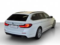 Gebraucht BMW 530e 292 PS (214 kW) 2022 Alpinweiss Kombi