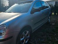 Gebraucht VW Polo 62 PS (45 kW) 2003 Silber Kleinwagen