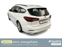 Gebraucht Ford Focus ST-Line 120 PS (88 kW) 2023 Frostweiß Kombi
