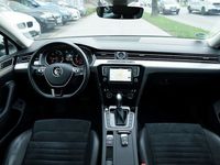 Gebraucht VW Passat Highline 150 PS (110 kW) 2016 Schwarz metallic Kombi