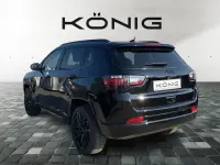 Usado Jeep Compass Altitude 131 HP (96 kW) 2024 Preto SUV