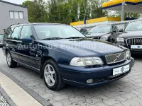 Używany Volvo V70 144 KM (105 kW) 1999 Niebieski Kombi