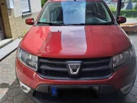 Gebraucht Dacia Sandero Celebration 90 PS (66 kW) 2013 Rot Limousine