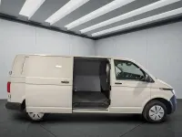 Usata VW Multivan 110 CV (80 kW) 2022 Grigio Monovolume