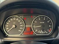 Gebraucht BMW 116 122 PS (89 kW) 2010 Grau Kleinwagen