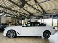 Gebraucht BMW 520 M Sport 184 PS (135 kW) 2019 Weiß Limousine