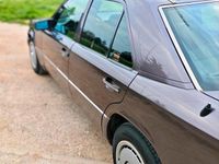 Gebraucht Mercedes E250 90 PS (66 kW) 1991 Violet Limousine