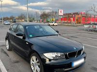 Gebraucht BMW 118 143 PS (105 kW) 2009 Schwarz Kleinwagen