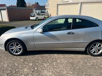 Gebraucht Mercedes C180 143 PS (105 kW) 2003 Silber Coupé