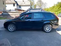 Gebraucht Ford Focus Sport 125 PS (91 kW) 2010 Schwarz Limousine