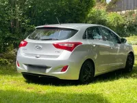 Gebraucht Hyundai i30 Trend 135 PS (99 kW) 2013 Grau Limousine