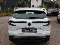 Gebraucht Renault Austral Evolution 158 PS (116 kW) 2024 Weiß SUV