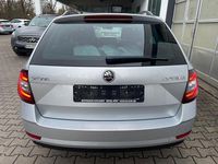 Gebraucht Skoda Octavia Ambition 116 PS (85 kW) 2018 Silber Kombi