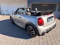 Gebraucht Mini John Cooper Works 231 PS (169 kW) 2023 Silber Kleinwagen