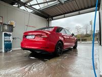 gebraucht Audi A3 1.6 TDI Sport