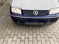 Gebraucht VW Bora 101 PS (74 kW) 2002 Blau Kombi